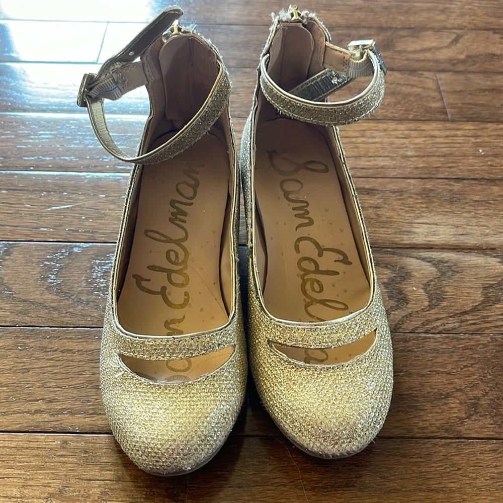 Girls Gold Heeled Sam Edelman Dress Shoes Size 11
